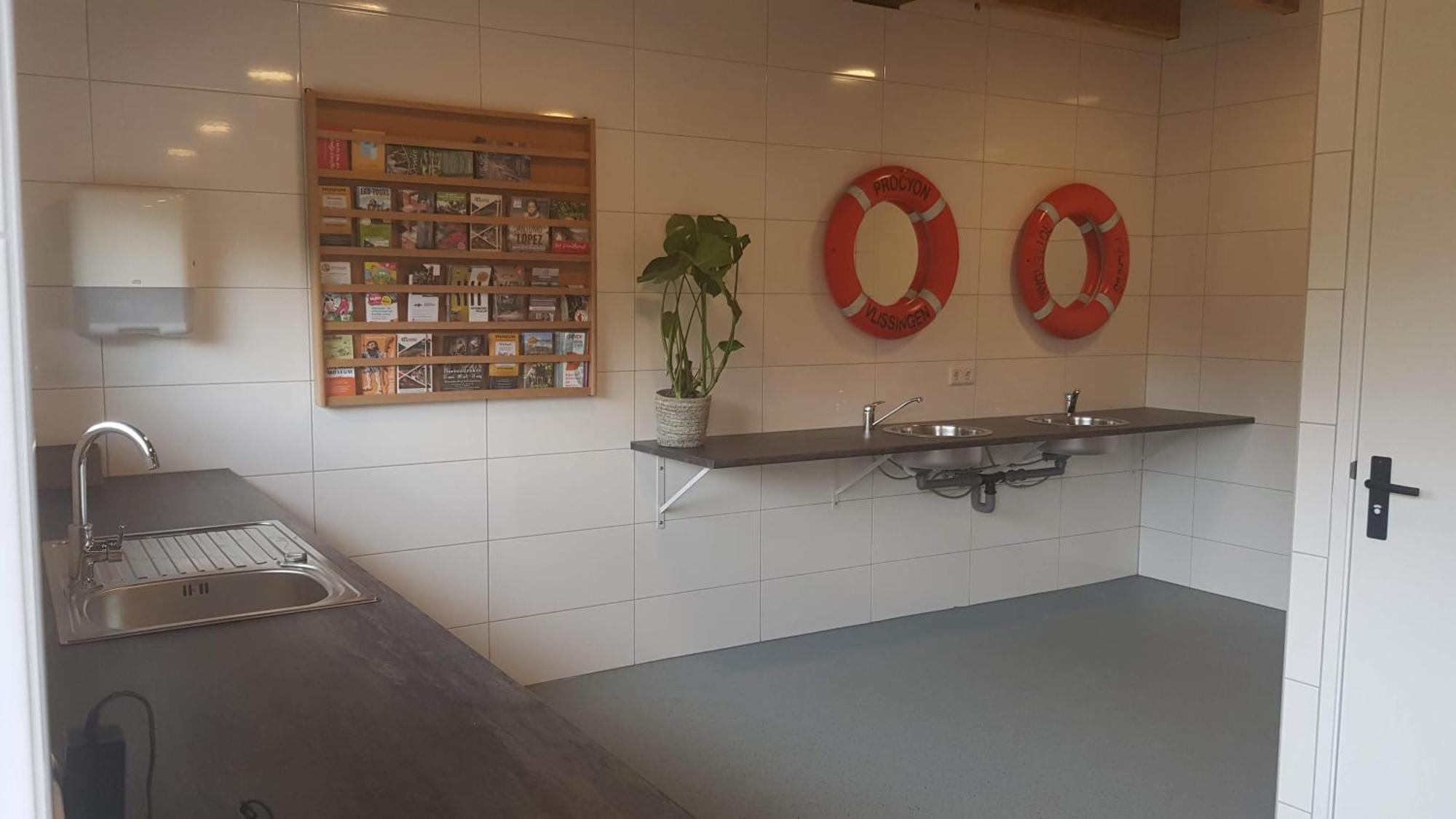 Basic Ingerichte Vouwwagen Op Camping Westenenk, Wijster Exterior foto